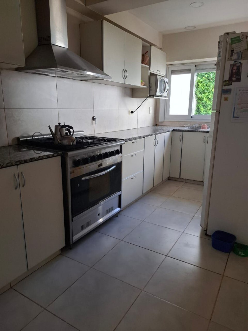 Casa + Departamento en Venta en Witcomb 100, La Falda, Bahía Blanca - Bahía Blanca Propiedades | SITIO OFICIAL l