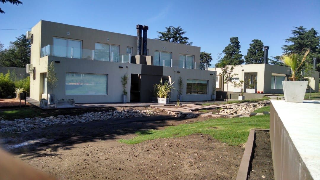 Casa en Venta en Avenida Sauce Grande Y Los Picaflores,  Sierra de  la Ventana - Bahía Blanca Propiedades | SITIO OFICIAL l
