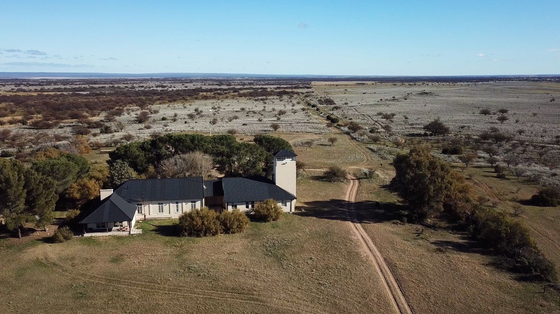 Campo  en Venta   Bernasconi - Bahía Blanca Propiedades | SITIO OFICIAL l