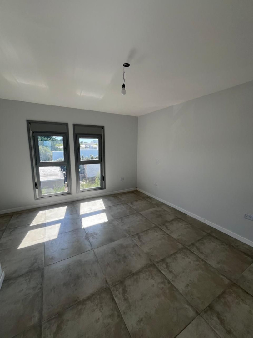 Triplex en Venta en MALVINAS, 33, Las Dunas, Monte Hermoso - Bahía Blanca Propiedades | SITIO OFICIAL l