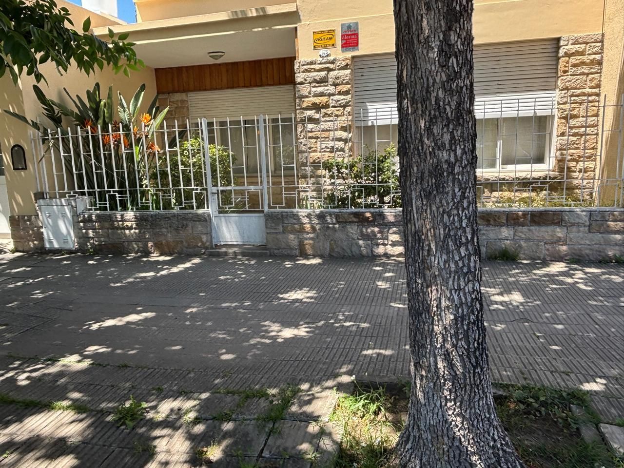 Casa en Venta en Perú 375,  Bahía Blanca - Bahía Blanca Propiedades | SITIO OFICIAL l