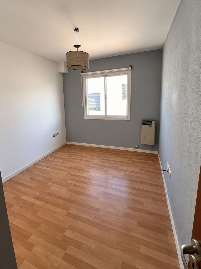 Departamento en Alquiler en Yrigoyen 1342, La Falda, Bahía Blanca - Bahía Blanca Propiedades | SITIO OFICIAL l