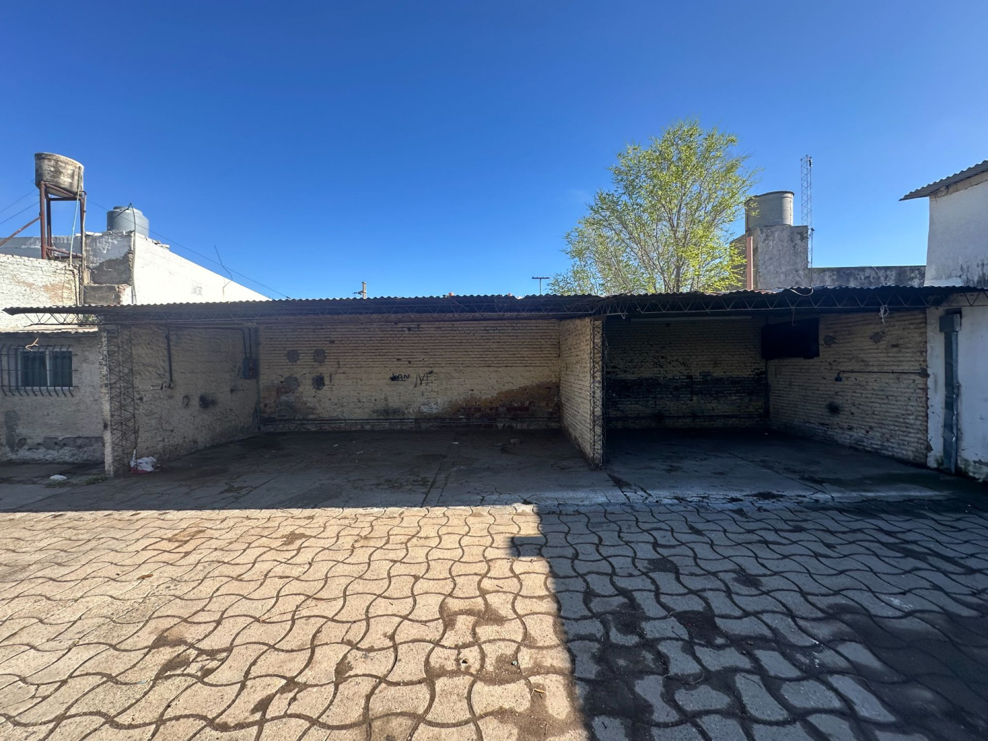 Galpón en Venta en Malvinas 1265, Kilometro 5, Bahía Blanca - Bahía Blanca Propiedades | SITIO OFICIAL l