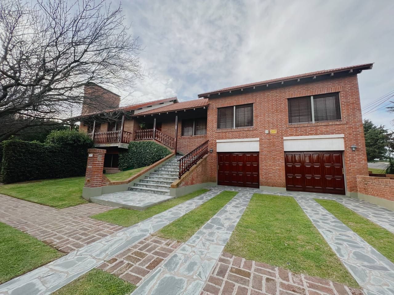 Casa en Venta en Guido Spano 123, Palihue, Bahía Blanca - Bahía Blanca Propiedades | SITIO OFICIAL l
