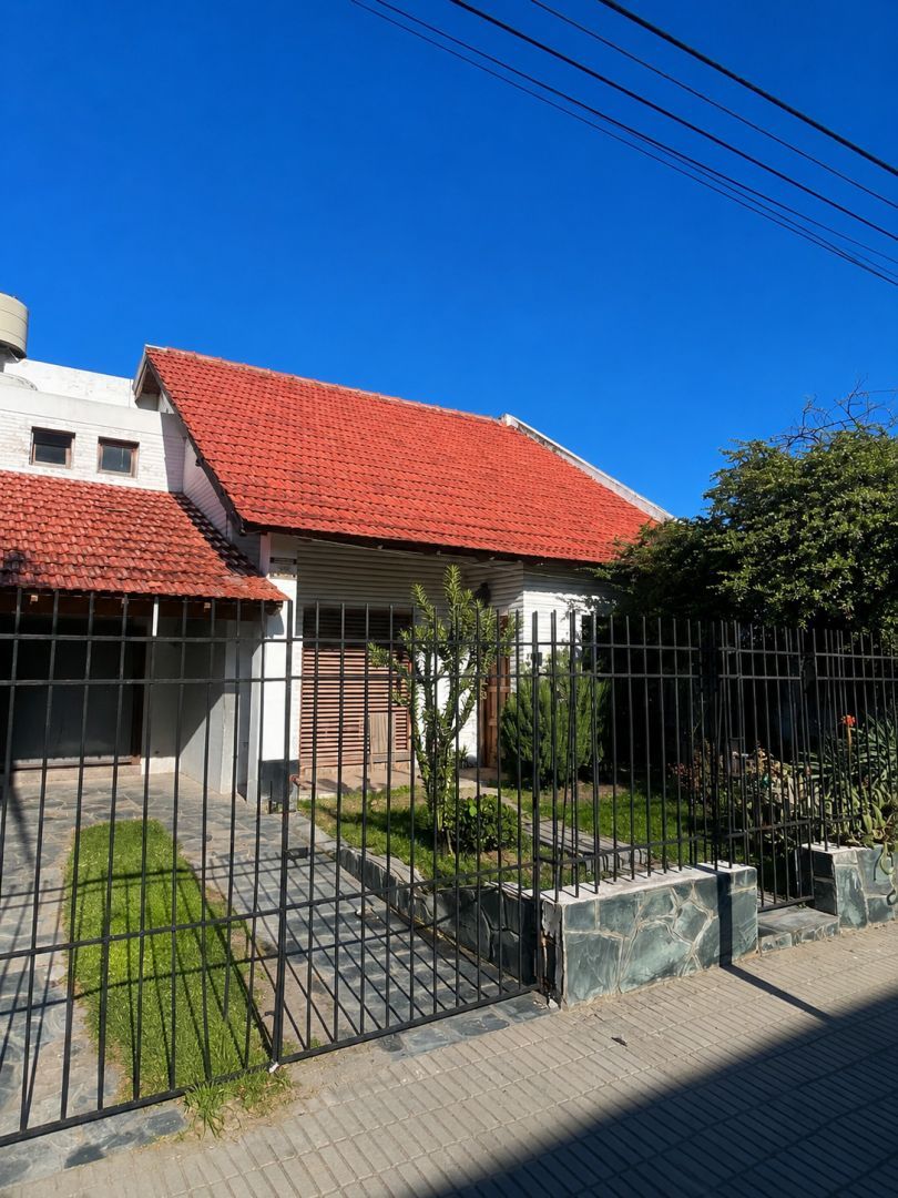 Casa en Venta en Dorbigny 535,  Bahía Blanca - Bahía Blanca Propiedades | SITIO OFICIAL l