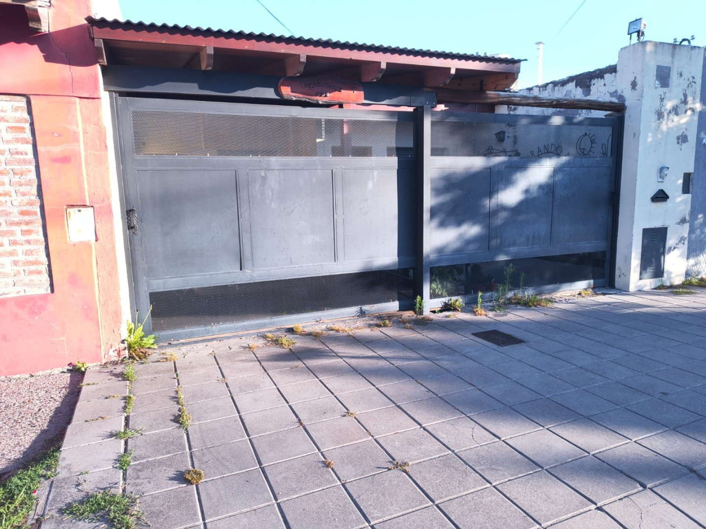 Casa en Venta en Inglaterra 534, Pacifico, Bahía Blanca - Bahía Blanca Propiedades | SITIO OFICIAL l