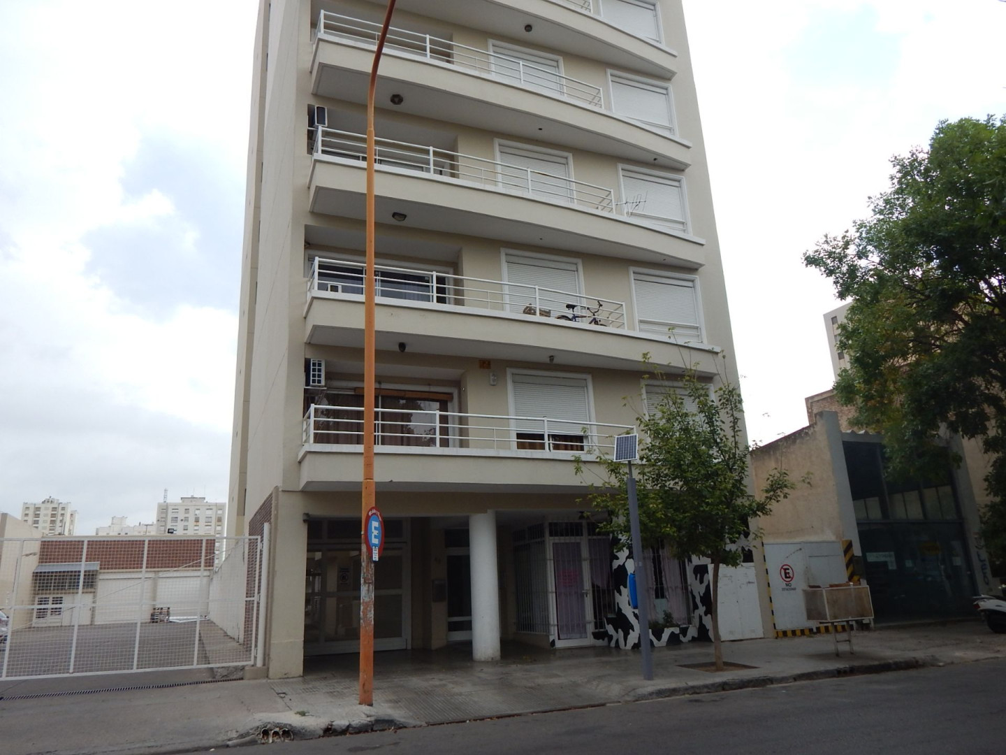 Cochera en Venta en Roca 48, Centro, Bahía Blanca - Bahía Blanca Propiedades | SITIO OFICIAL l