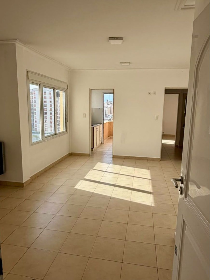 Departamento en Alquiler en Caronti 127, Centro, Bahía Blanca - Bahía Blanca Propiedades | SITIO OFICIAL l