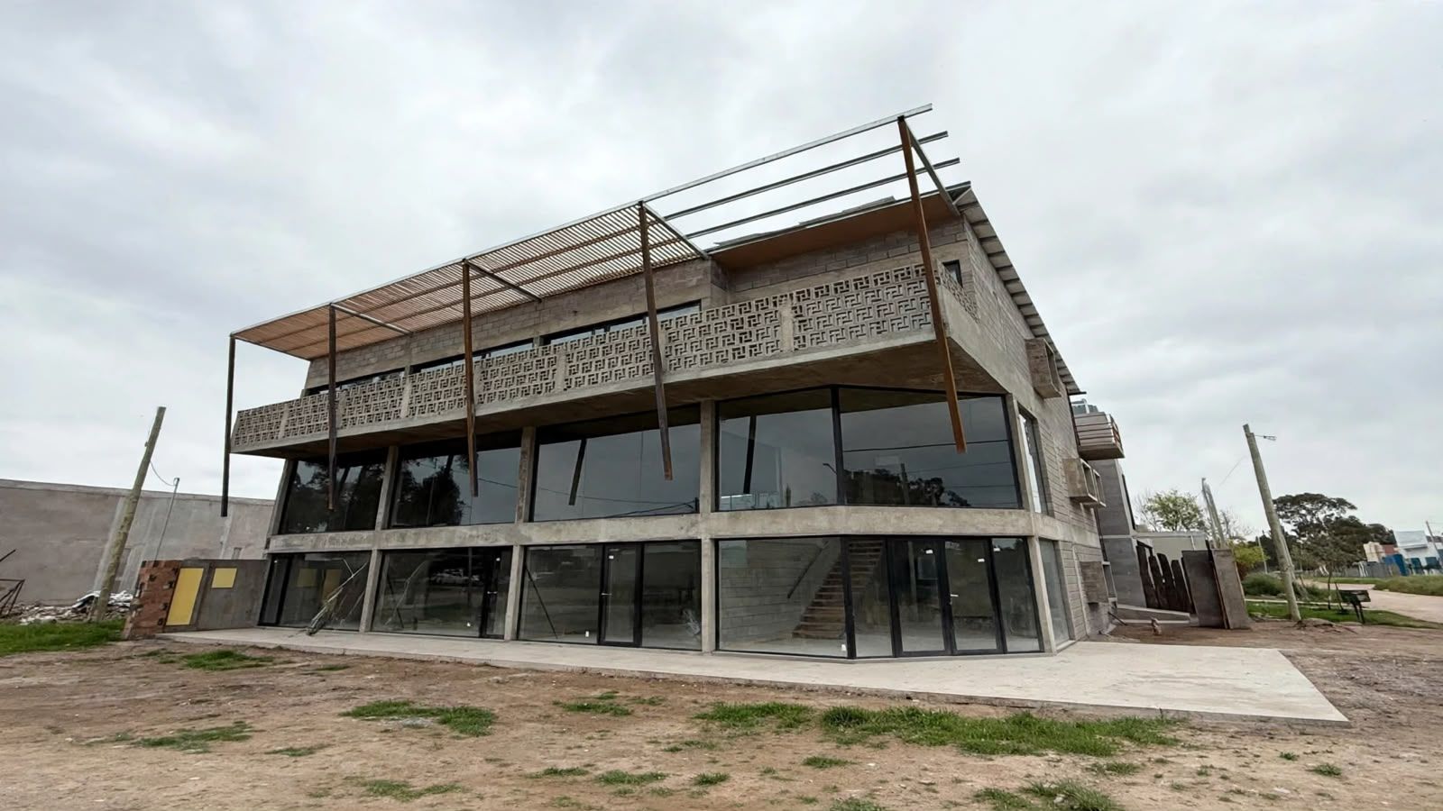 Local en Alquiler en 14 De Julio Y Clegg , El Nacional, Bahía Blanca - Bahía Blanca Propiedades | SITIO OFICIAL l