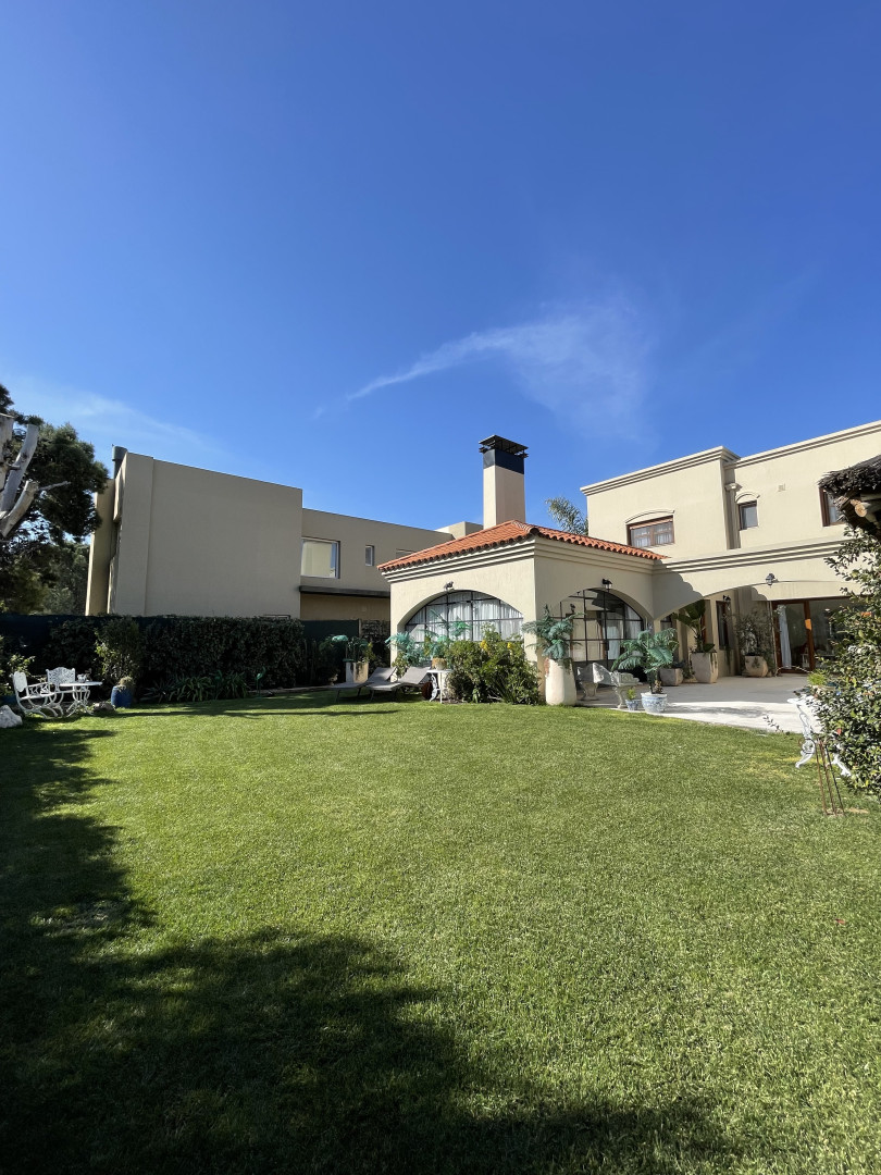 Casa en Venta en Los Cipreses 125, Bosque Alto, Bahía Blanca - Bahía Blanca Propiedades | SITIO OFICIAL l
