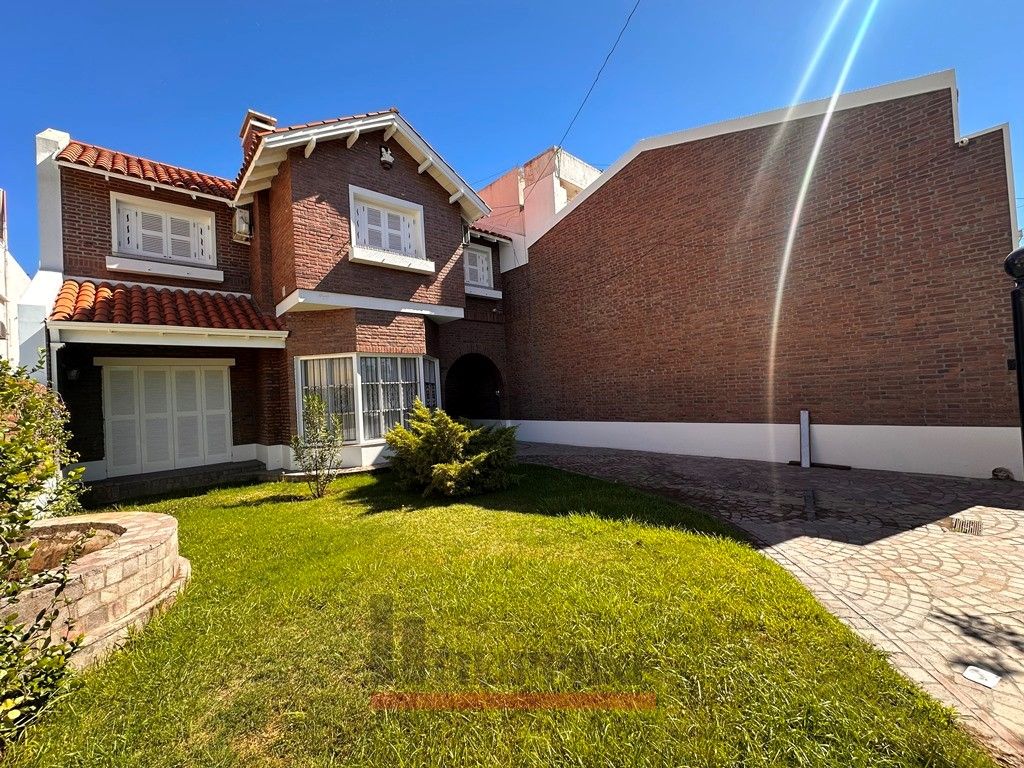 Casa en Alquiler en Alem 900, Universitario, Bahía Blanca - Bahía Blanca Propiedades | SITIO OFICIAL l