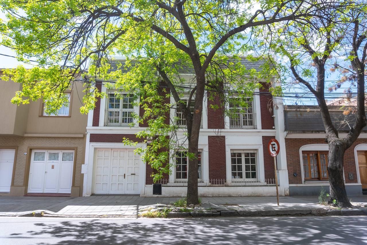 Casa en Venta en Zapiola 285, Centro, Bahía Blanca - Bahía Blanca Propiedades | SITIO OFICIAL l