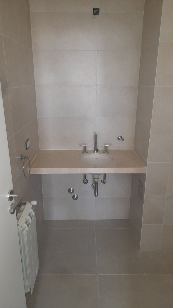 Departamento en Alquiler en Caronti 152, Centro, Bahía Blanca - Bahía Blanca Propiedades | SITIO OFICIAL l