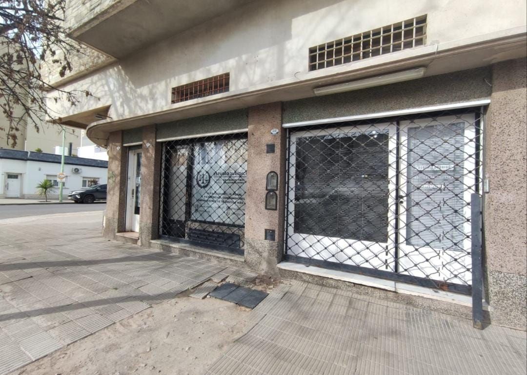 Local en Alquiler en Patricios 308, Macrocentro, Bahía Blanca - Bahía Blanca Propiedades | SITIO OFICIAL l