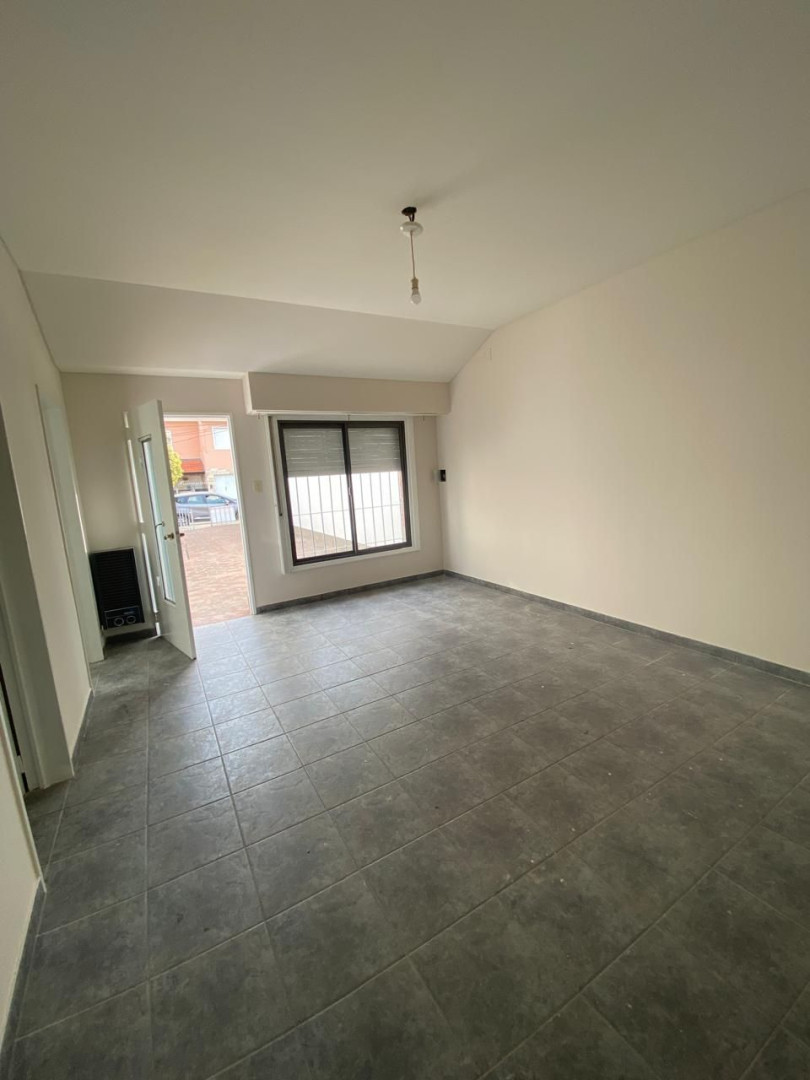 Casa en Alquiler en Republica Siria 1600, Universitario, Bahía Blanca - Bahía Blanca Propiedades | SITIO OFICIAL l