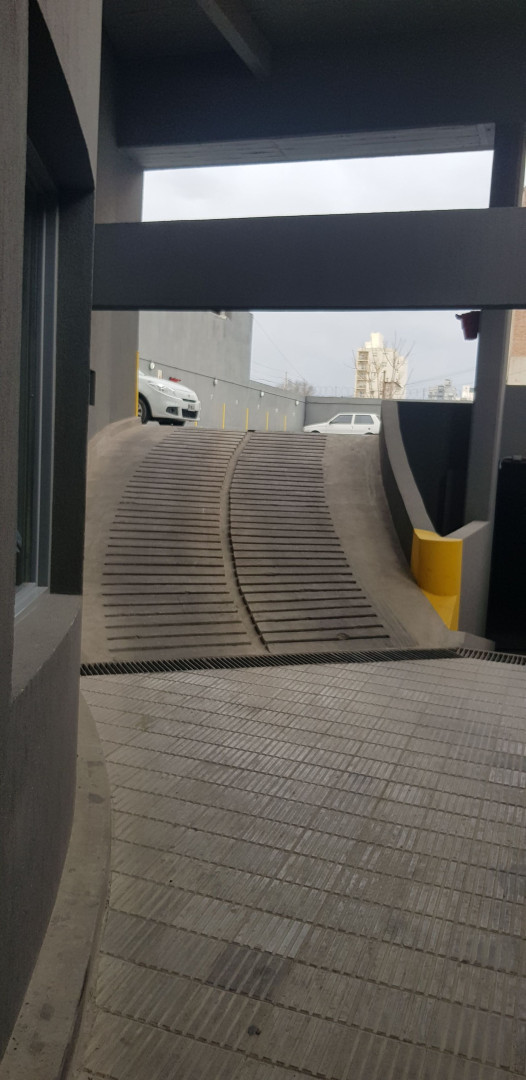 Cochera en Alquiler en Estomba 478, Centro, Bahía Blanca - Bahía Blanca Propiedades | SITIO OFICIAL l