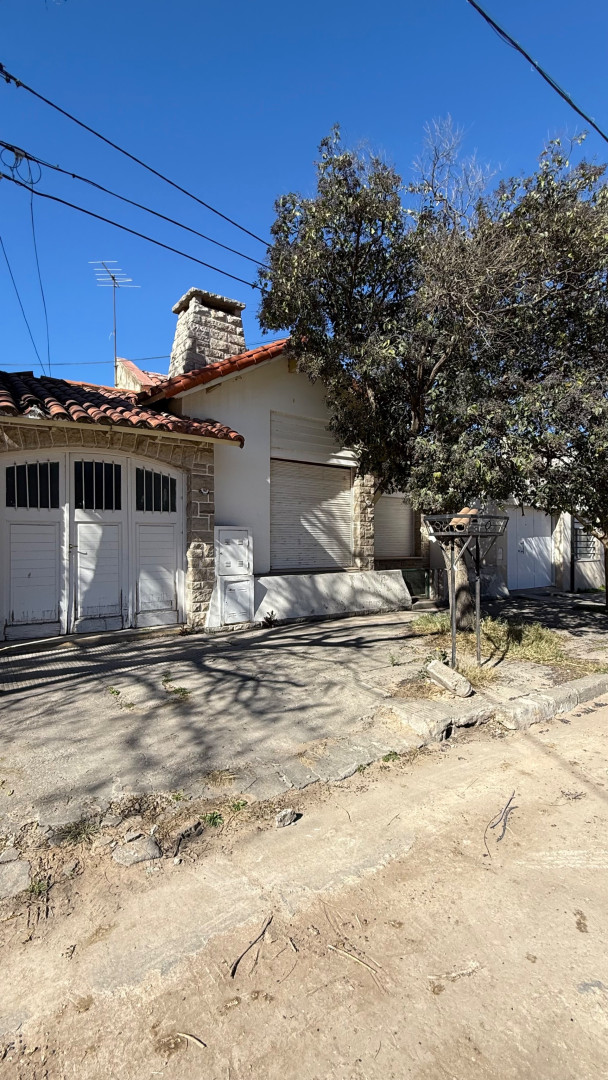 Casa + Departamento en Venta en Pozos 145,  Bahía Blanca - Bahía Blanca Propiedades | SITIO OFICIAL l