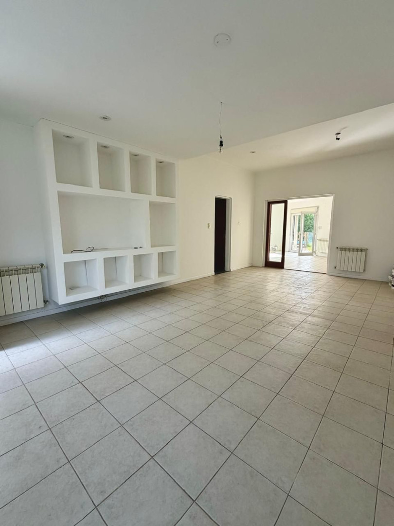 Casa en Venta en Laudelino Cruz 5060 , Las Acacias, Bahía Blanca - Bahía Blanca Propiedades | SITIO OFICIAL l
