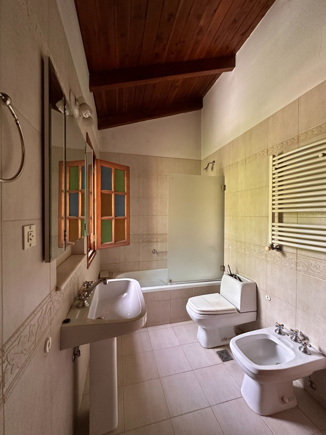 Casa en Venta en Uruguay Y Zapiola, Universitario, Bahía Blanca - Bahía Blanca Propiedades | SITIO OFICIAL l