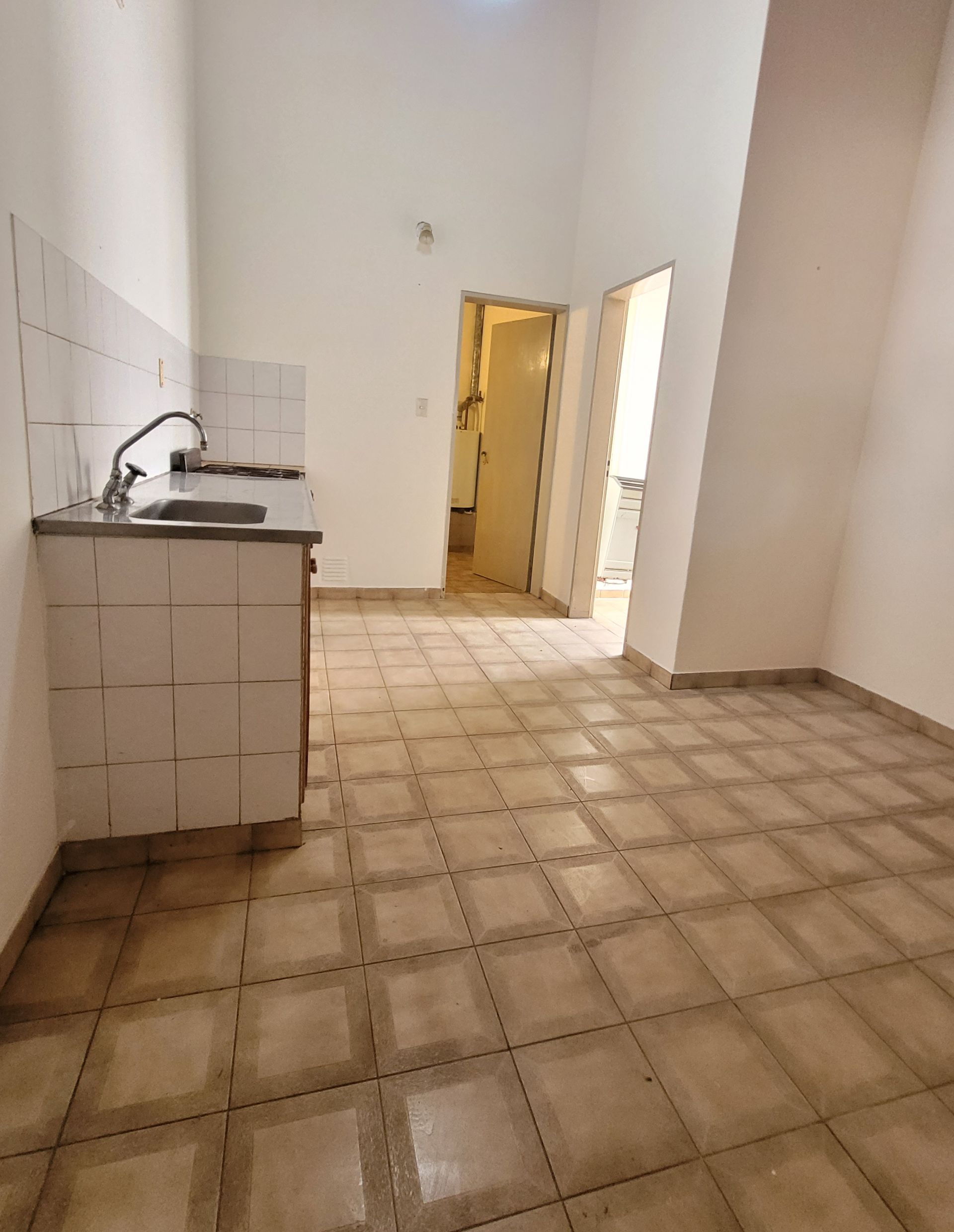 Departamento en Alquiler en Pellegrini 700, Tiro Federal, Bahía Blanca - Bahía Blanca Propiedades | SITIO OFICIAL l