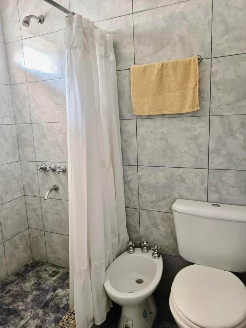 Casa en Venta en Calle 115 E/ 6 Y Av. 7 ,  Berazategui - Bahía Blanca Propiedades | SITIO OFICIAL l