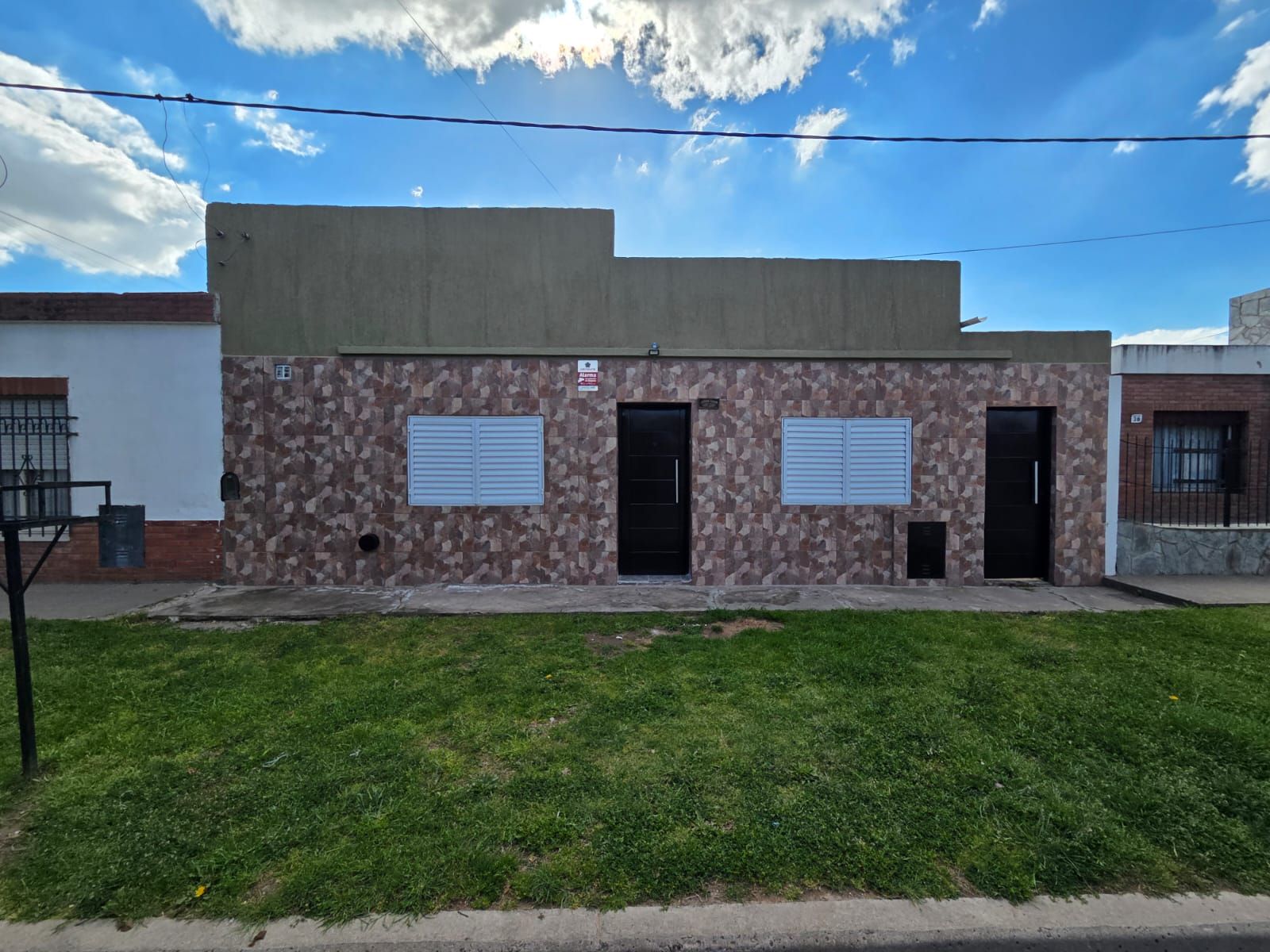 Casa en Alquiler en Godoy Cruz 22, Villa Mitre, Bahía Blanca - Bahía Blanca Propiedades | SITIO OFICIAL l