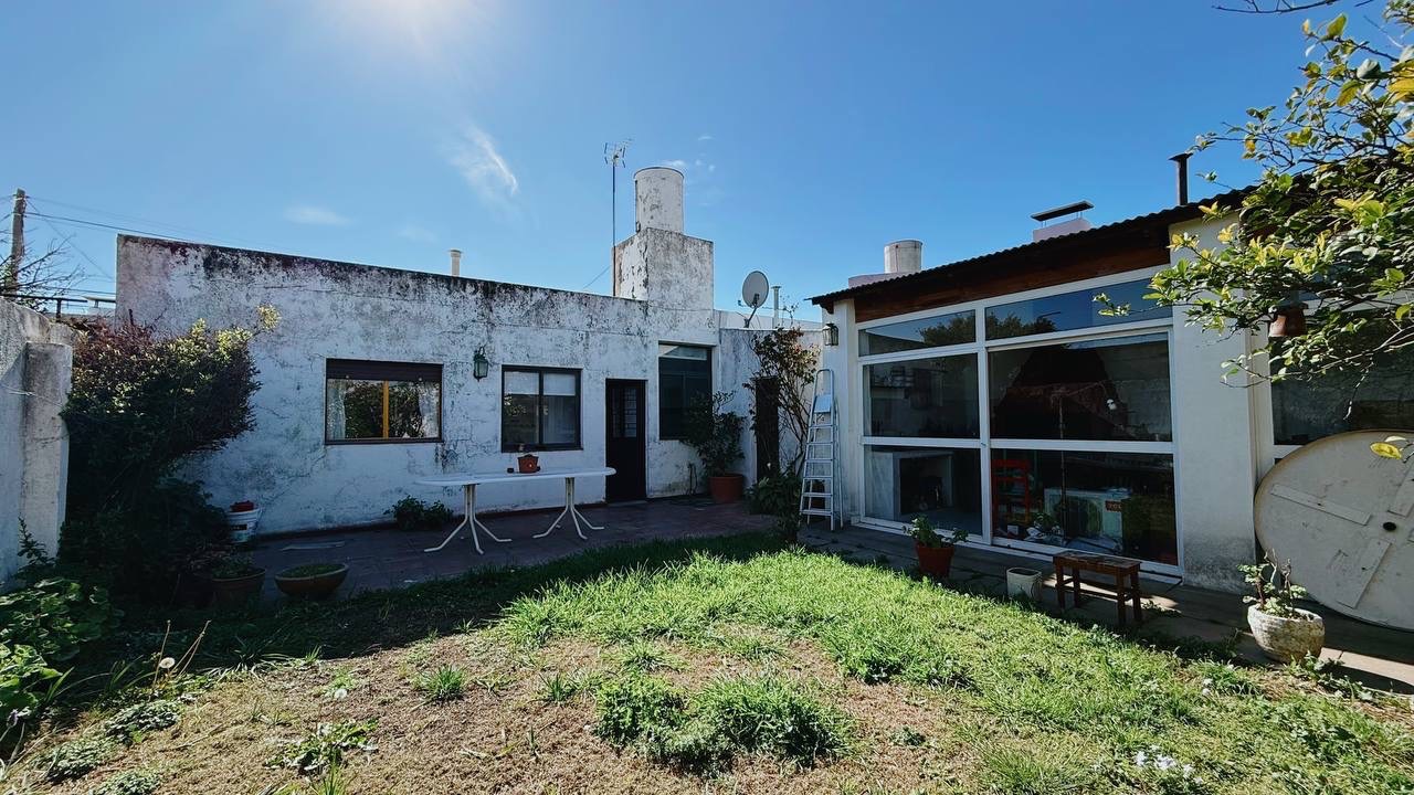 Casa en Venta en Enrique Julio 180, San Roque, Bahía Blanca - Bahía Blanca Propiedades | SITIO OFICIAL l