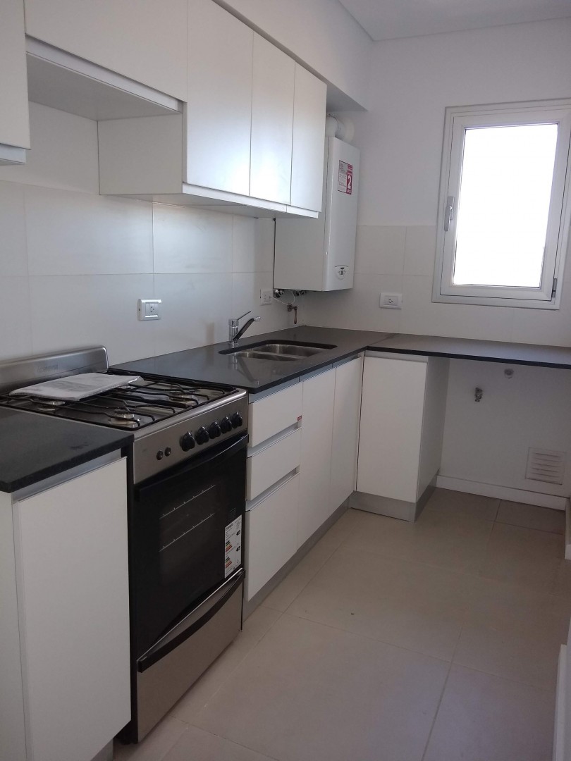 Departamento en Alquiler en Dorrego Y Gral Paz, Centro, Bahía Blanca - Bahía Blanca Propiedades | SITIO OFICIAL l