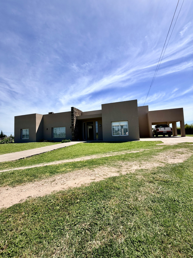 Casa en Venta en Alferez Mansilla 700,  Coronel Pringles - Bahía Blanca Propiedades | SITIO OFICIAL l