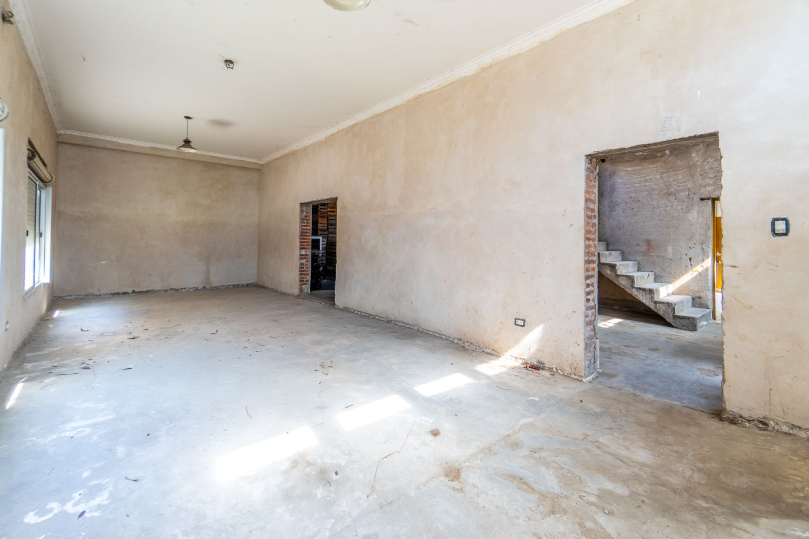 Casa con Local en Venta en Lainez 2008, Amaducci, Bahía Blanca - Bahía Blanca Propiedades | SITIO OFICIAL l