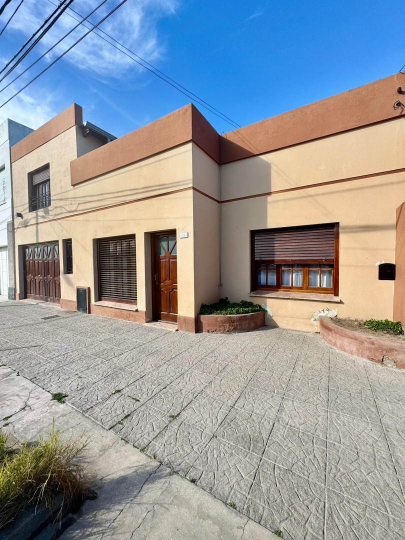 Casa en Venta en Avenente 3714, Ingeniero White, Bahía Blanca - Bahía Blanca Propiedades | SITIO OFICIAL l
