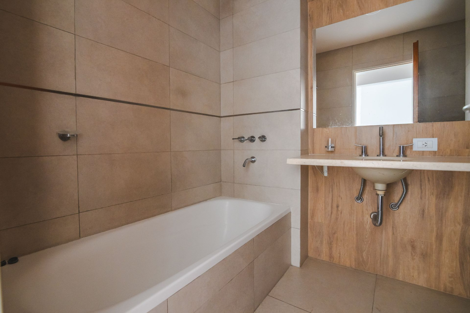 Departamento en Alquiler en Dorrego 532,  Bahía Blanca - Bahía Blanca Propiedades | SITIO OFICIAL l