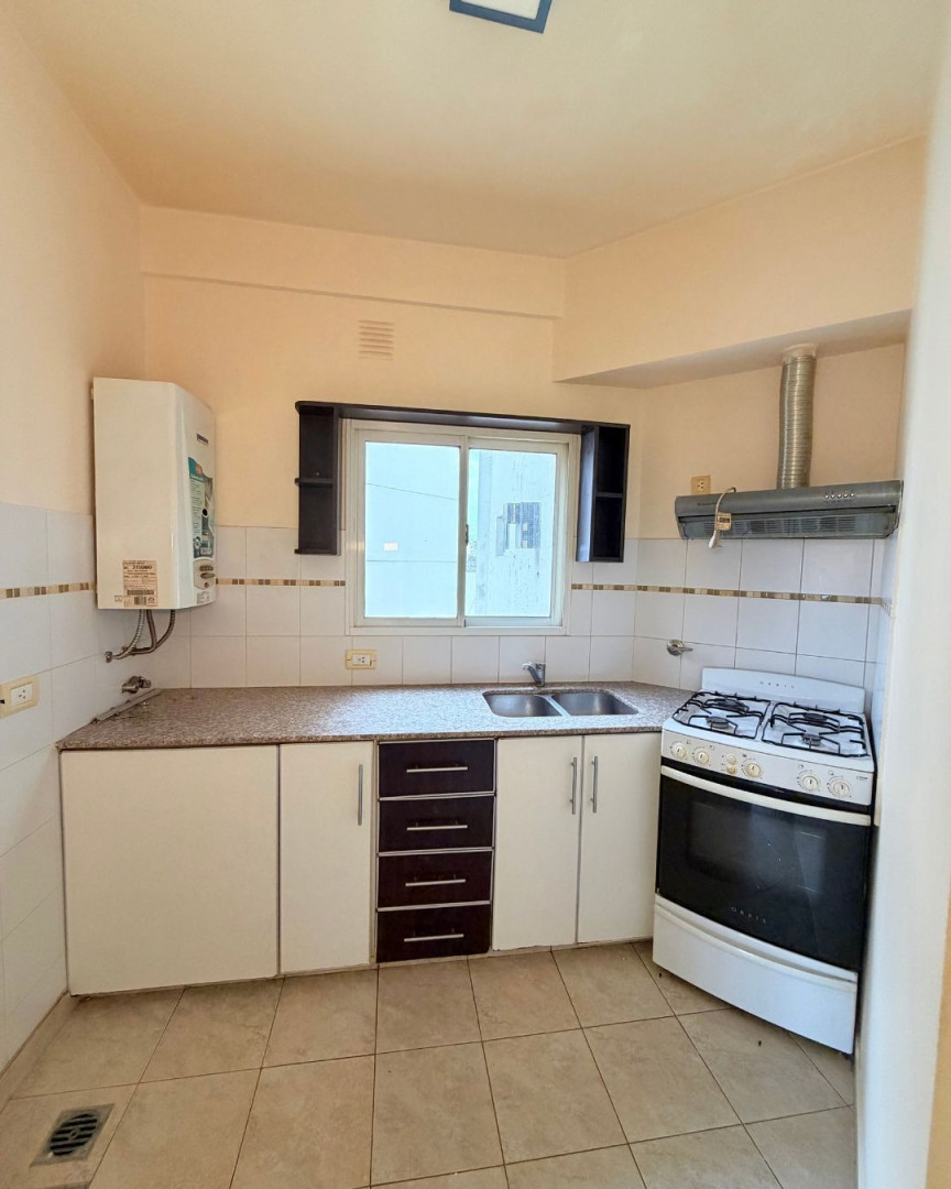 Departamento en Alquiler en Casanova 72, Centro, Bahía Blanca - Bahía Blanca Propiedades | SITIO OFICIAL l