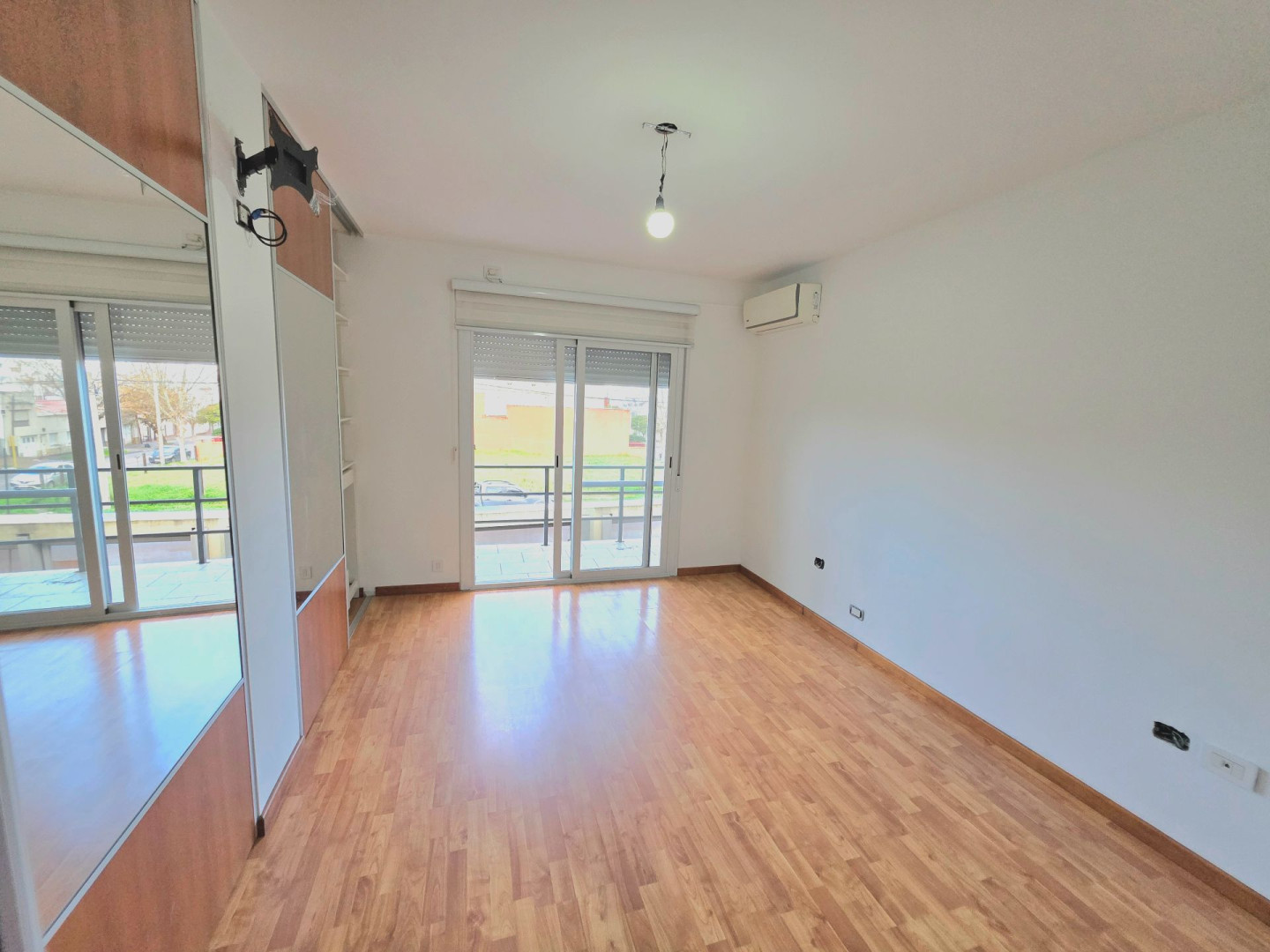 Duplex en Venta en Rojas 118, La Falda, Bahía Blanca - Bahía Blanca Propiedades | SITIO OFICIAL l