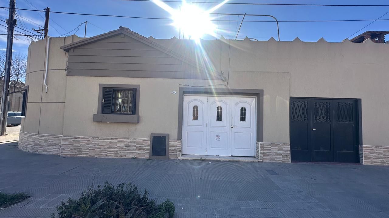 Casa en Venta en Saavedra 1196, Pedro Pico, Bahía Blanca - Bahía Blanca Propiedades | SITIO OFICIAL l