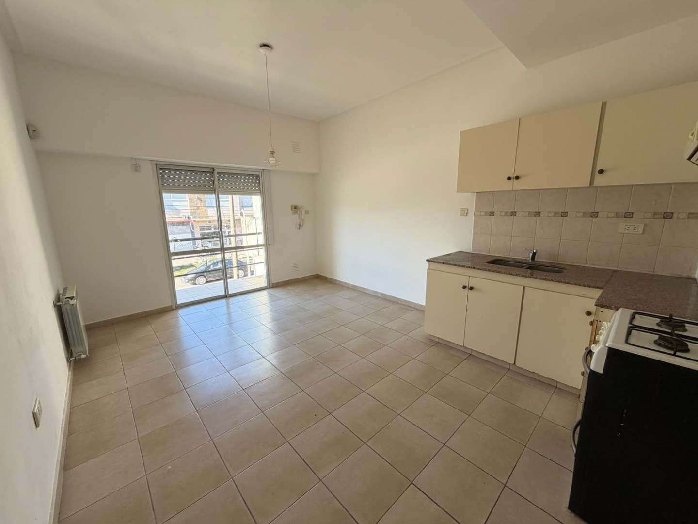 Triplex en Alquiler en Zelarrayan 2594, Los Almendros, Bahía Blanca - Bahía Blanca Propiedades | SITIO OFICIAL l