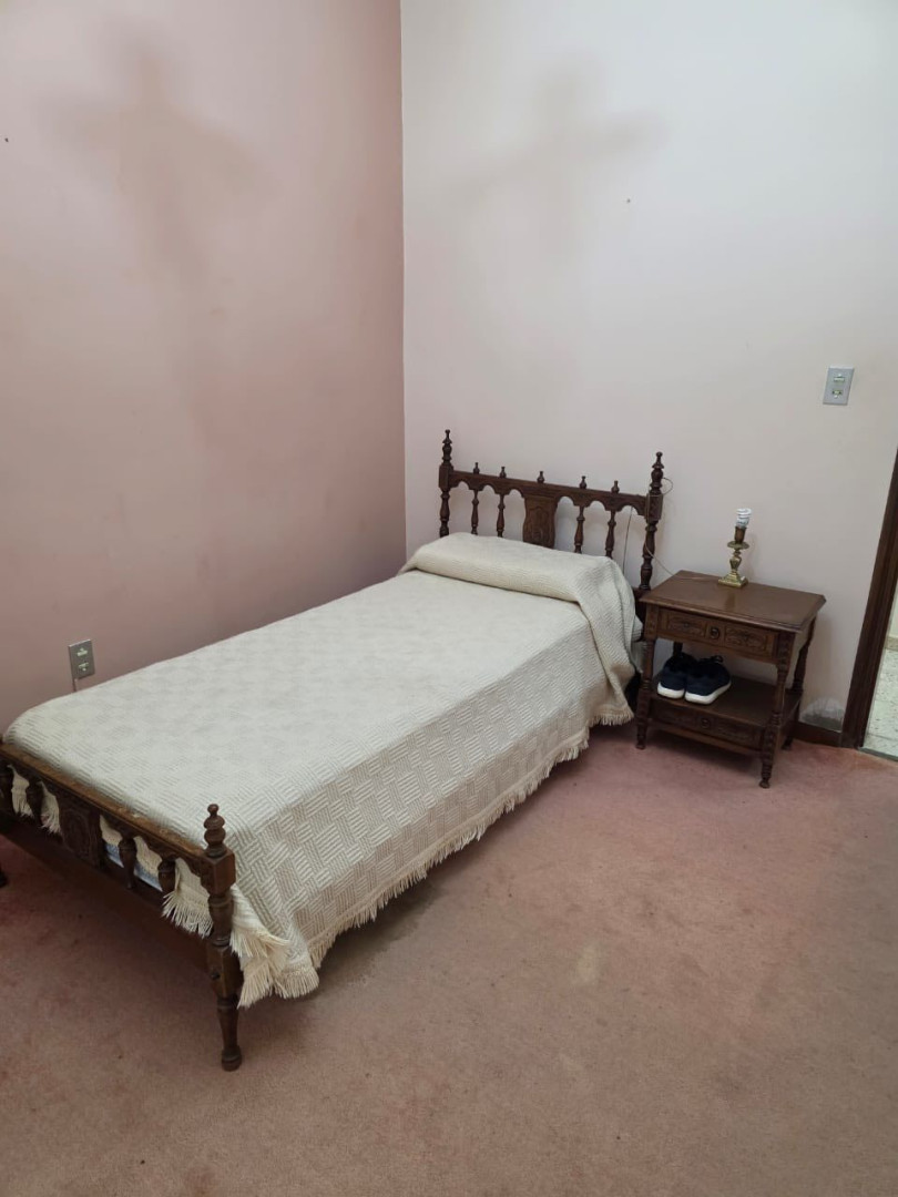Casa en Venta en Avenida Colon 722,  Carhué - Bahía Blanca Propiedades | SITIO OFICIAL l