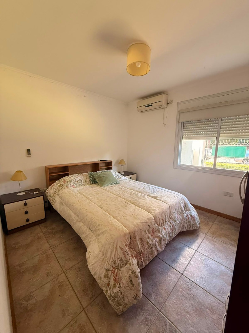 Casa en Venta en Rio Gallegos 500, Dufaur, Monte Hermoso - Bahía Blanca Propiedades | SITIO OFICIAL l