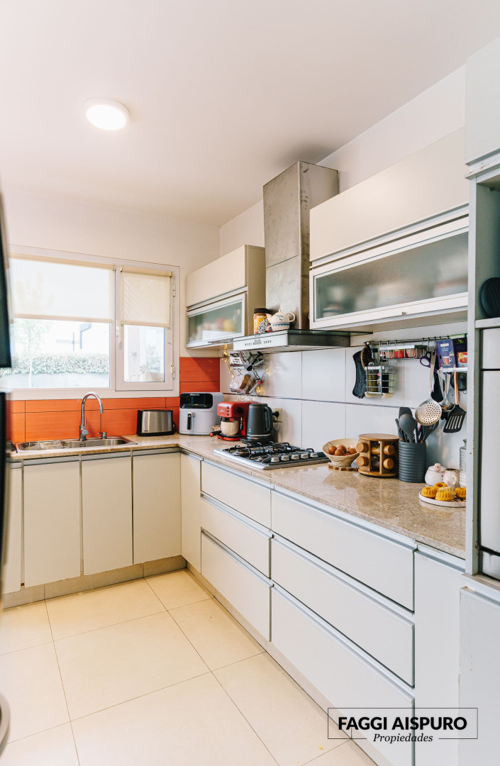 Casa en Venta en Barrio Privado La Reserva, La Reserva, Bahía Blanca - Bahía Blanca Propiedades | SITIO OFICIAL l