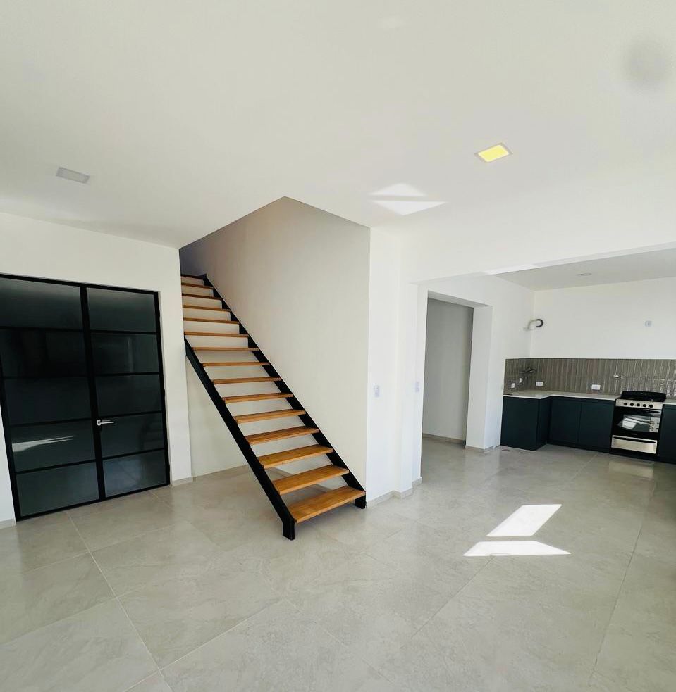 Casa en Venta en CANADA 80, Universitario, Bahía Blanca - Bahía Blanca Propiedades | SITIO OFICIAL l
