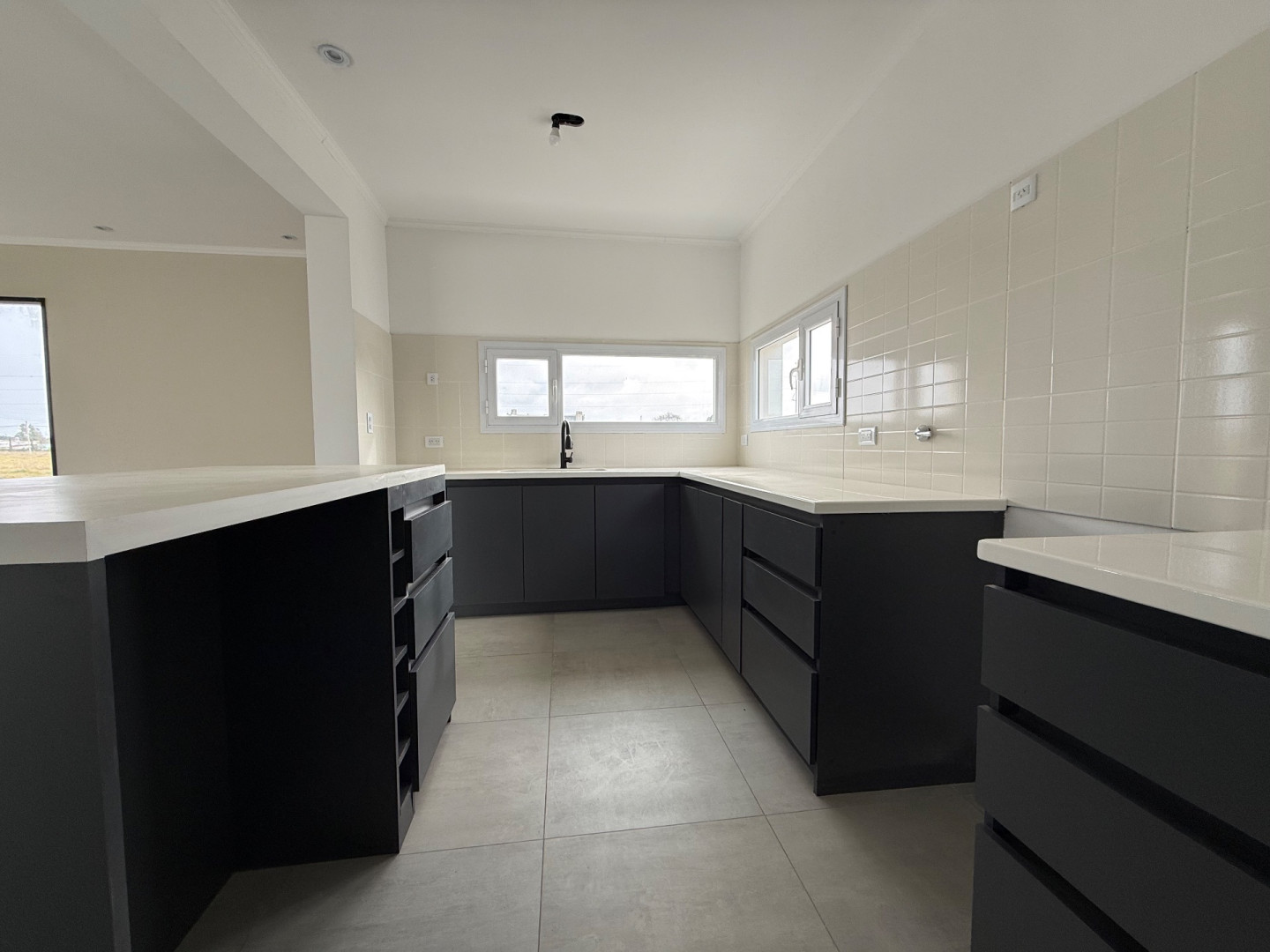 Casa en Venta en Charcas 5205, Las Acacias, Bahía Blanca - Bahía Blanca Propiedades | SITIO OFICIAL l
