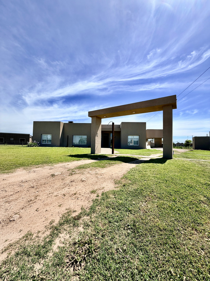Casa en Venta en Alferez Mansilla 700,  Coronel Pringles - Bahía Blanca Propiedades | SITIO OFICIAL l