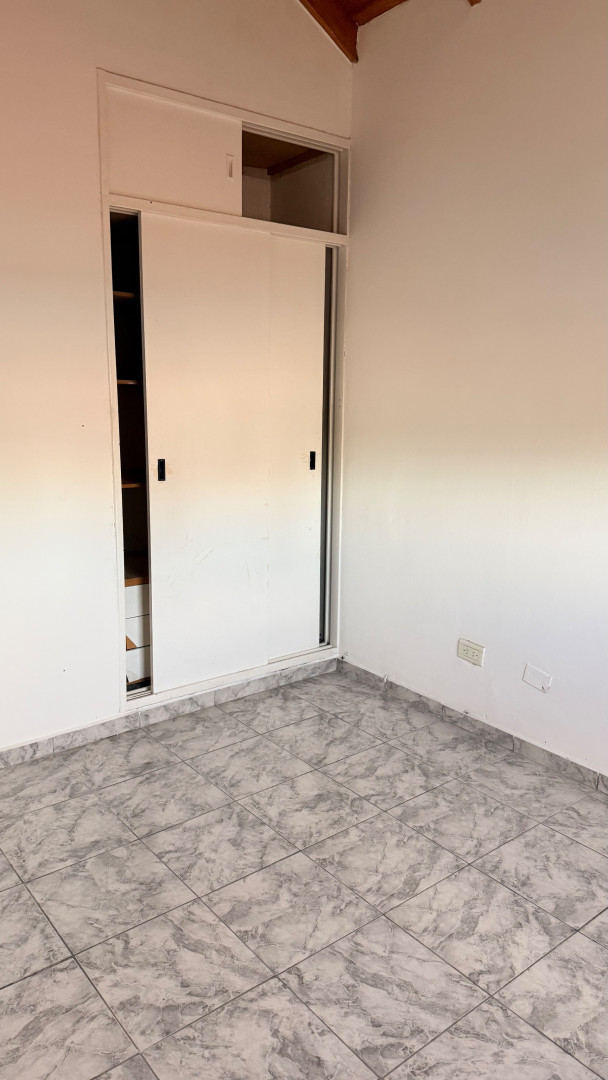 Casa en Alquiler en Pje Rita Rodríguez De Sagari Al 800, Luz y Fuerza, Bahía Blanca - Bahía Blanca Propiedades | SITIO OFICIAL l