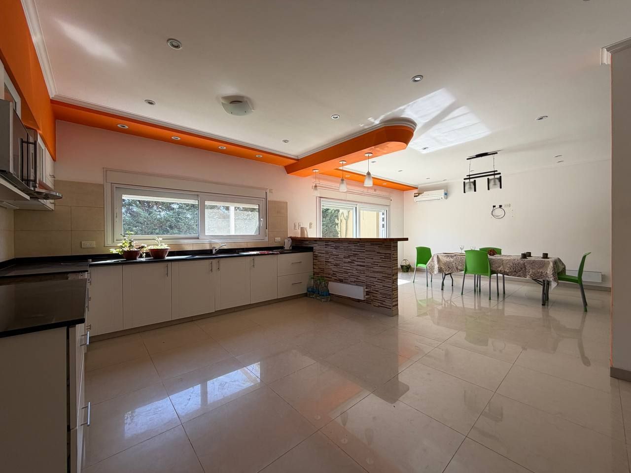 Casa en Venta en Dorotea Macedo 2500,  Bahía Blanca - Bahía Blanca Propiedades | SITIO OFICIAL l