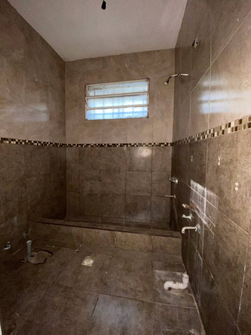 Casa en Venta en Sixto Laspiur 1800, Kilometro 5, Bahía Blanca - Bahía Blanca Propiedades | SITIO OFICIAL l