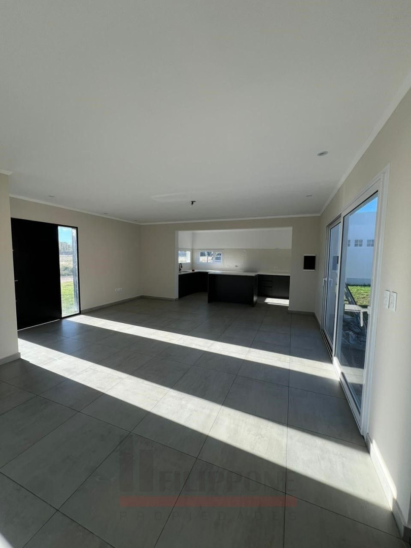 Casa en Venta en Charcas 5205, Las Acacias, Bahía Blanca - Bahía Blanca Propiedades | SITIO OFICIAL l