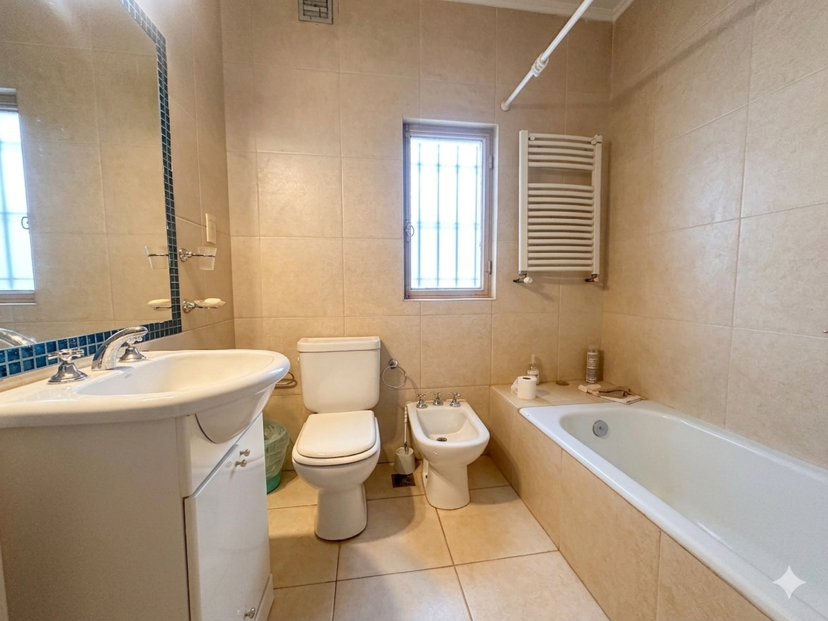 Casa en Venta en Portugal 500, Centro, Bahía Blanca - Bahía Blanca Propiedades | SITIO OFICIAL l