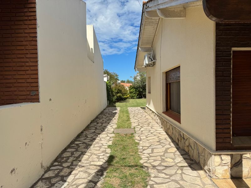 Casa en Venta en  Fossatty 1370, Dufaur, Monte Hermoso - Bahía Blanca Propiedades | SITIO OFICIAL l
