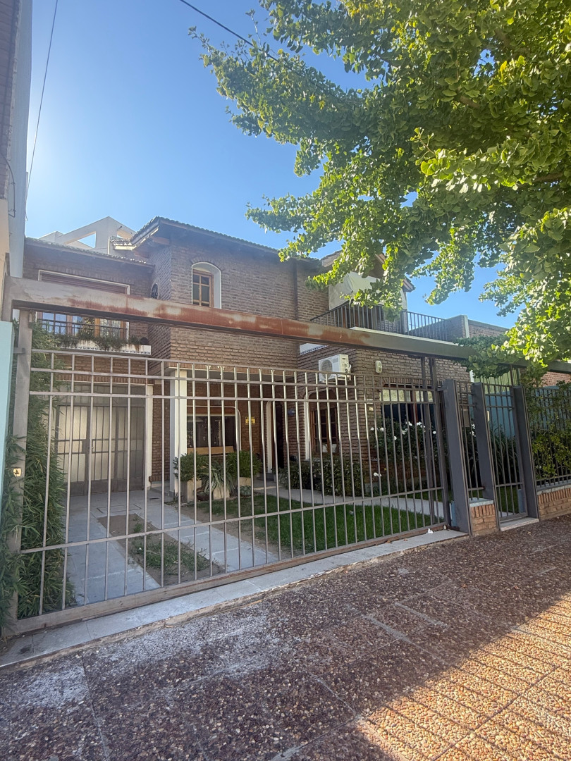 Casa en Venta en Hugony 1849, Villa Floresta, Bahía Blanca - Bahía Blanca Propiedades | SITIO OFICIAL l