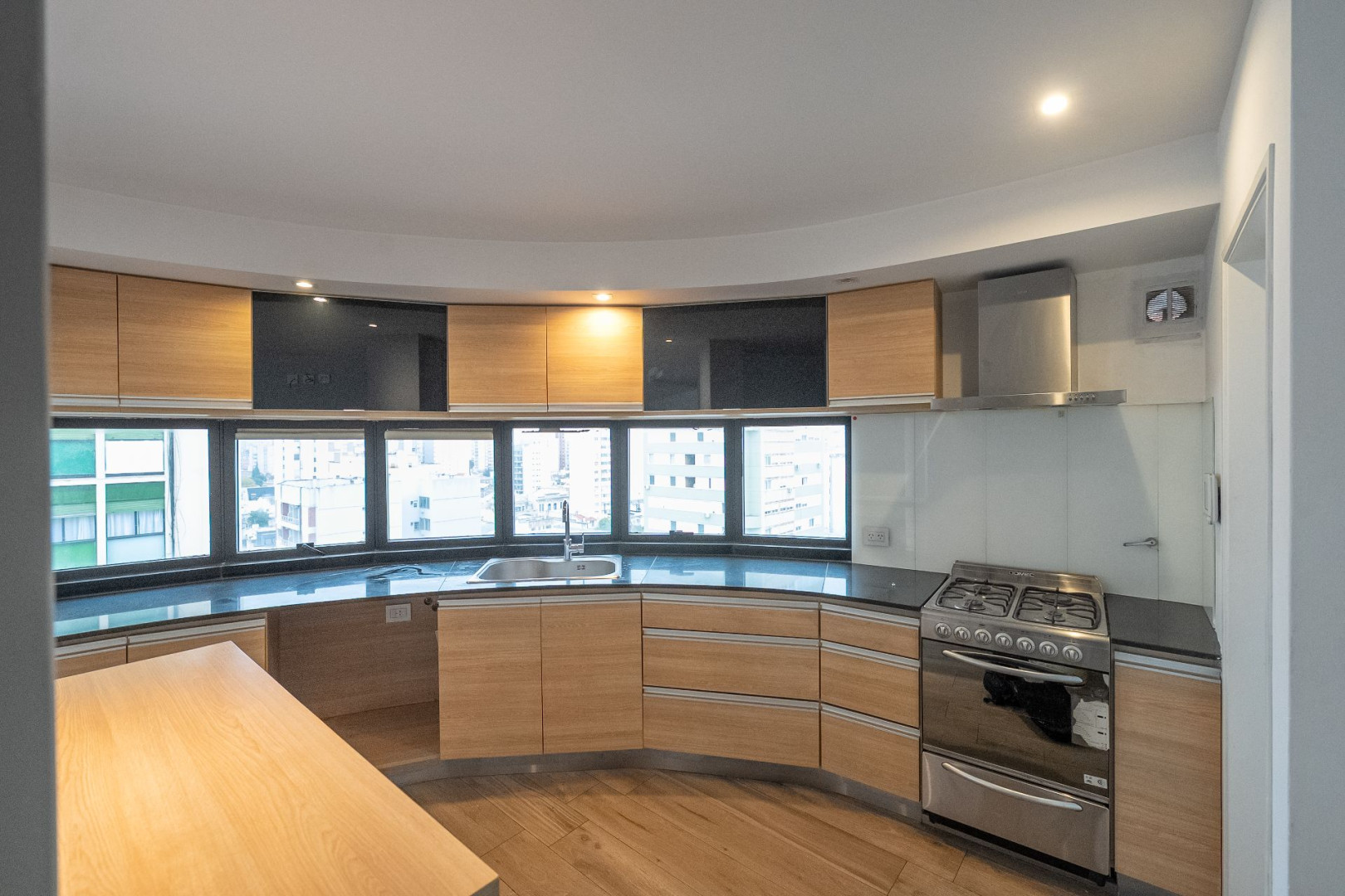 Departamento en Venta en Zelarrayan Y 19 De Mayo, Centro, Bahía Blanca - Bahía Blanca Propiedades | SITIO OFICIAL l